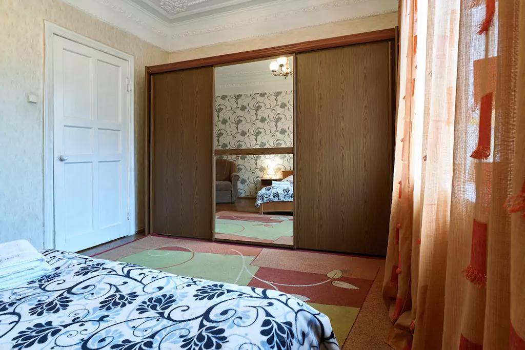 Home Hotel Apartments On Lva Tolstogo Киев Экстерьер фото