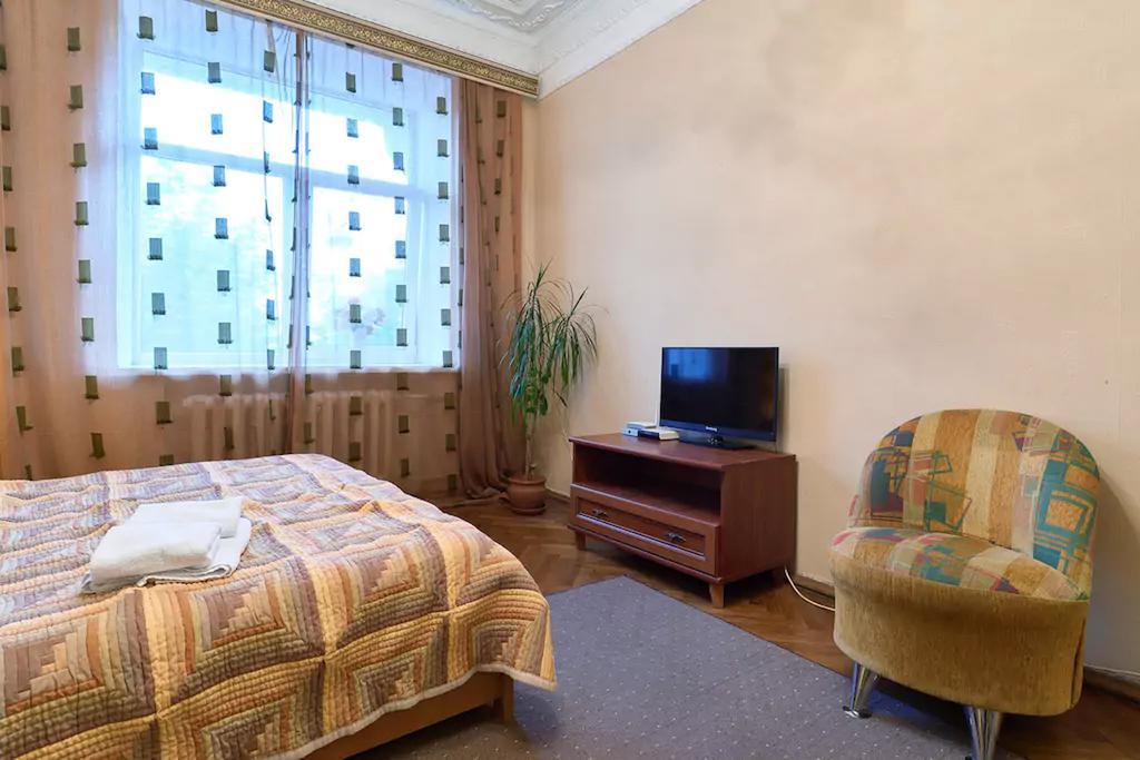 Home Hotel Apartments On Lva Tolstogo Киев Экстерьер фото